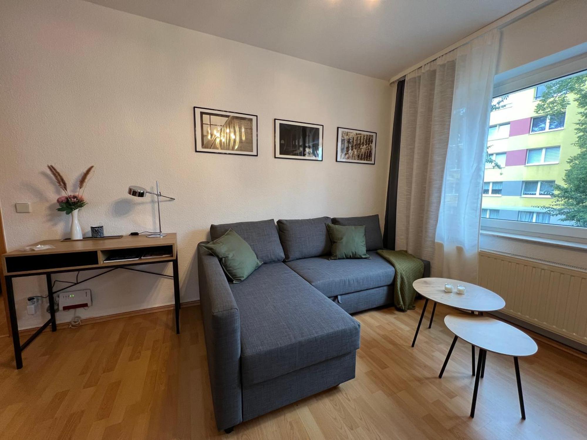 Vollausgestattet, Grosszuegig & Zentral Fuer Bis Zu 4 Apartment Magdeburg Luaran gambar