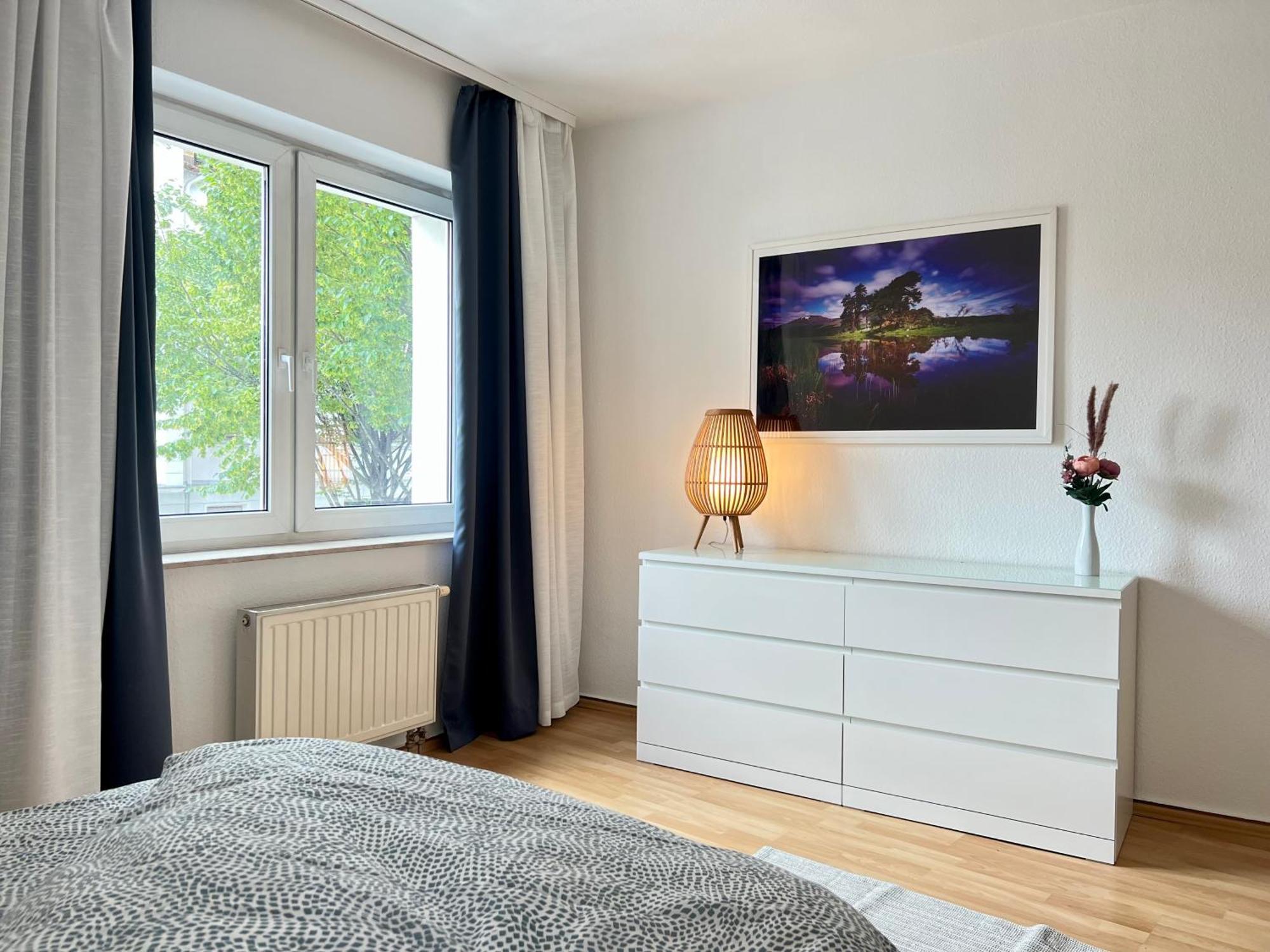 Vollausgestattet, Grosszuegig & Zentral Fuer Bis Zu 4 Apartment Magdeburg Luaran gambar