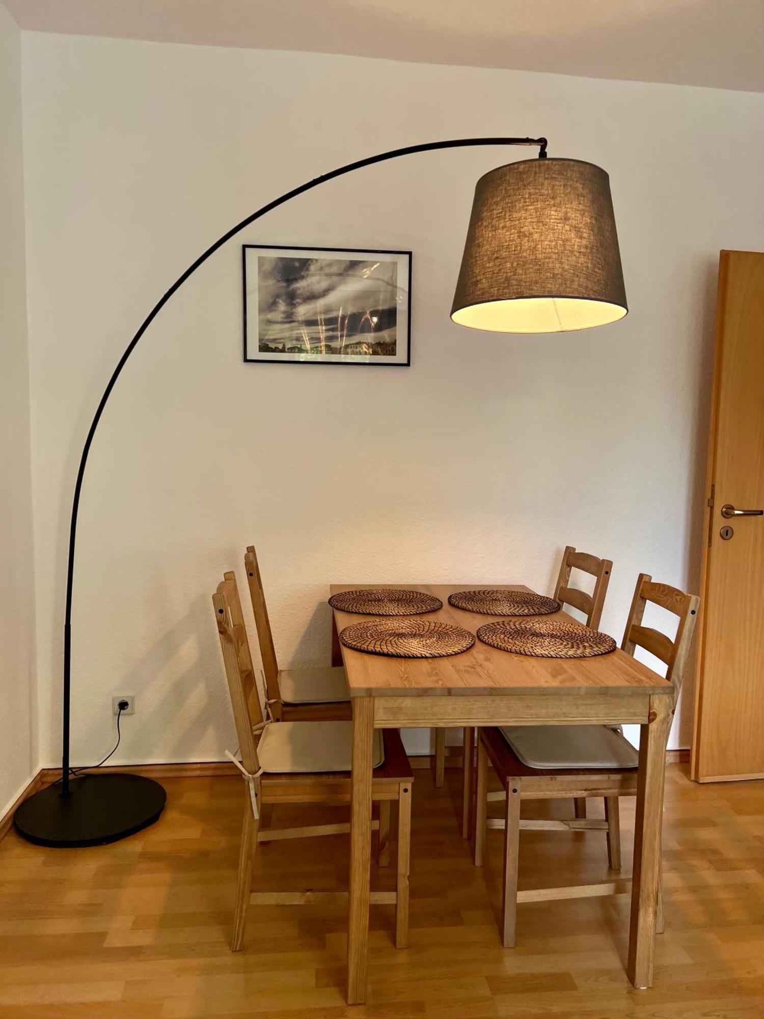Vollausgestattet, Grosszuegig & Zentral Fuer Bis Zu 4 Apartment Magdeburg Luaran gambar